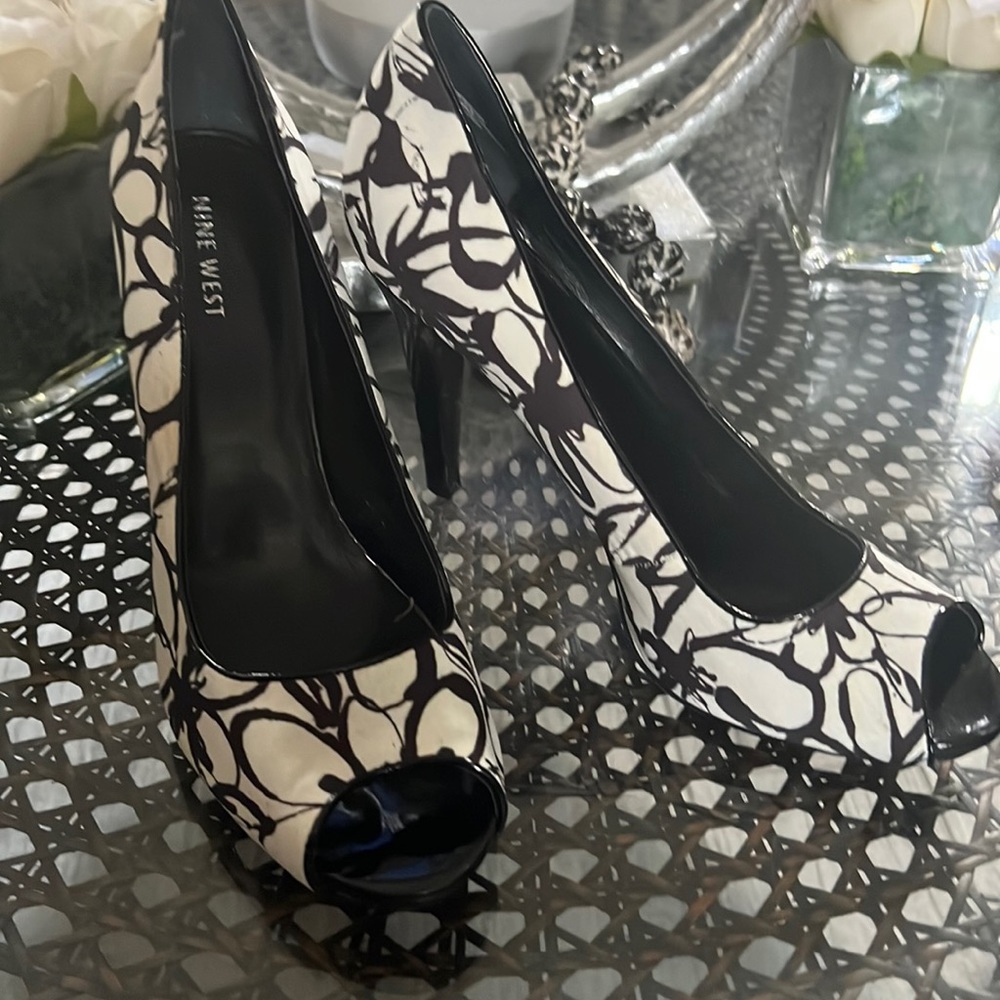 NEW NINE WEST heels Sz 10. Really cute!